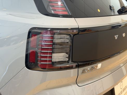 New 2026 Volvo EX30 Cross Country Ultra image 7