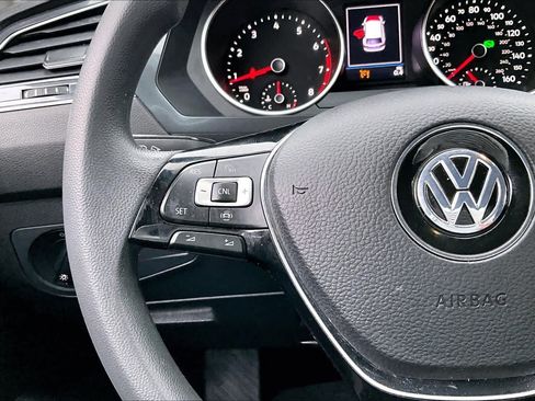 Used 2020 Volkswagen Tiguan S FWD image 24