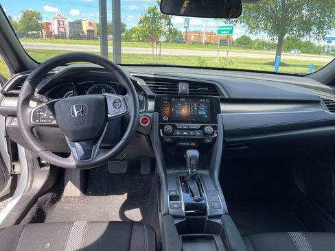 Used 2019 Honda Civic EX image 12