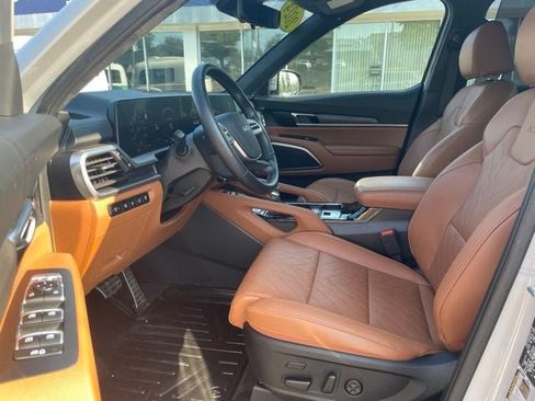 Used 2024 Kia Telluride SX Prestige X-Pro AWD/4WD image 16