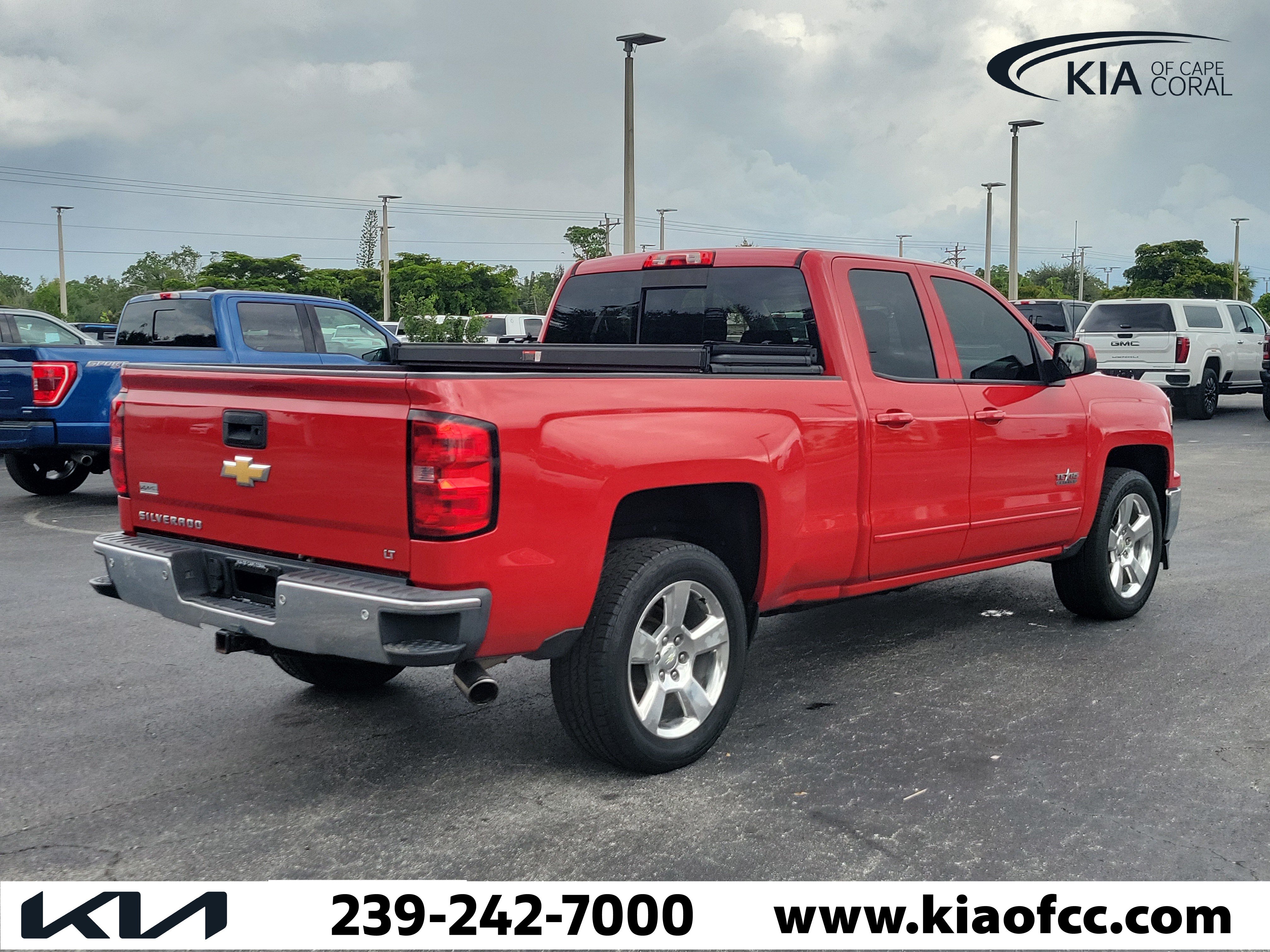 Used 2015 Chevrolet Silverado 1500 LT w/ Texas Edition, 1LT Trim RWD image 6