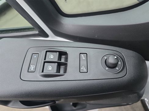 New 2026 RAM ProMaster 1500 w/ Convenience Group image 27