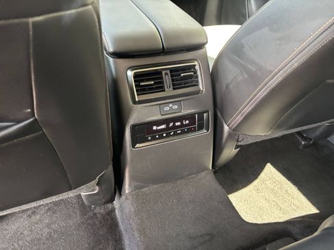 Used 2025 MAZDA CX-90 3.3 Turbo w/ Preferred Package AWD/4WD image 25