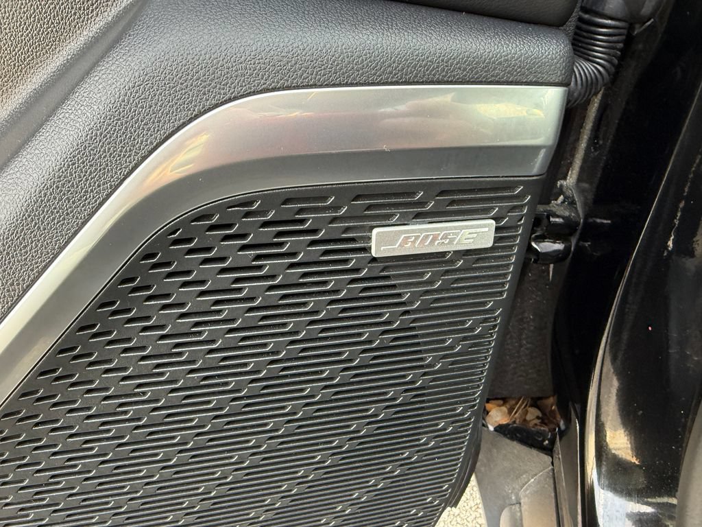 Used 2025 Buick Enclave Preferred AWD/4WD image 17