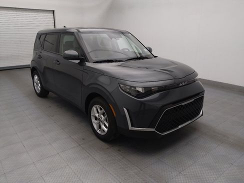 Used 2025 Kia Soul LX w/ LX Technology Package image 13