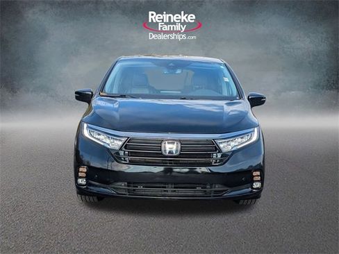 Used 2023 Honda Odyssey Elite image 2