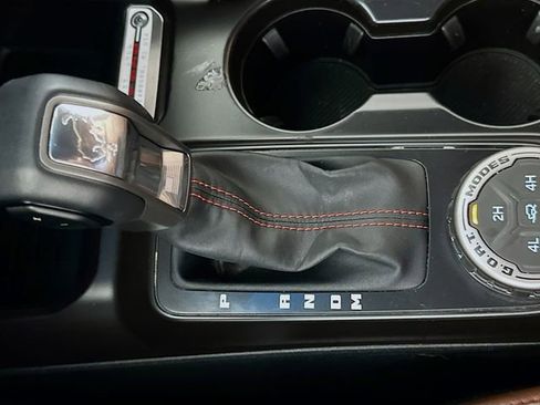 Used 2024 Ford Bronco Heritage Edition AWD/4WD image 17