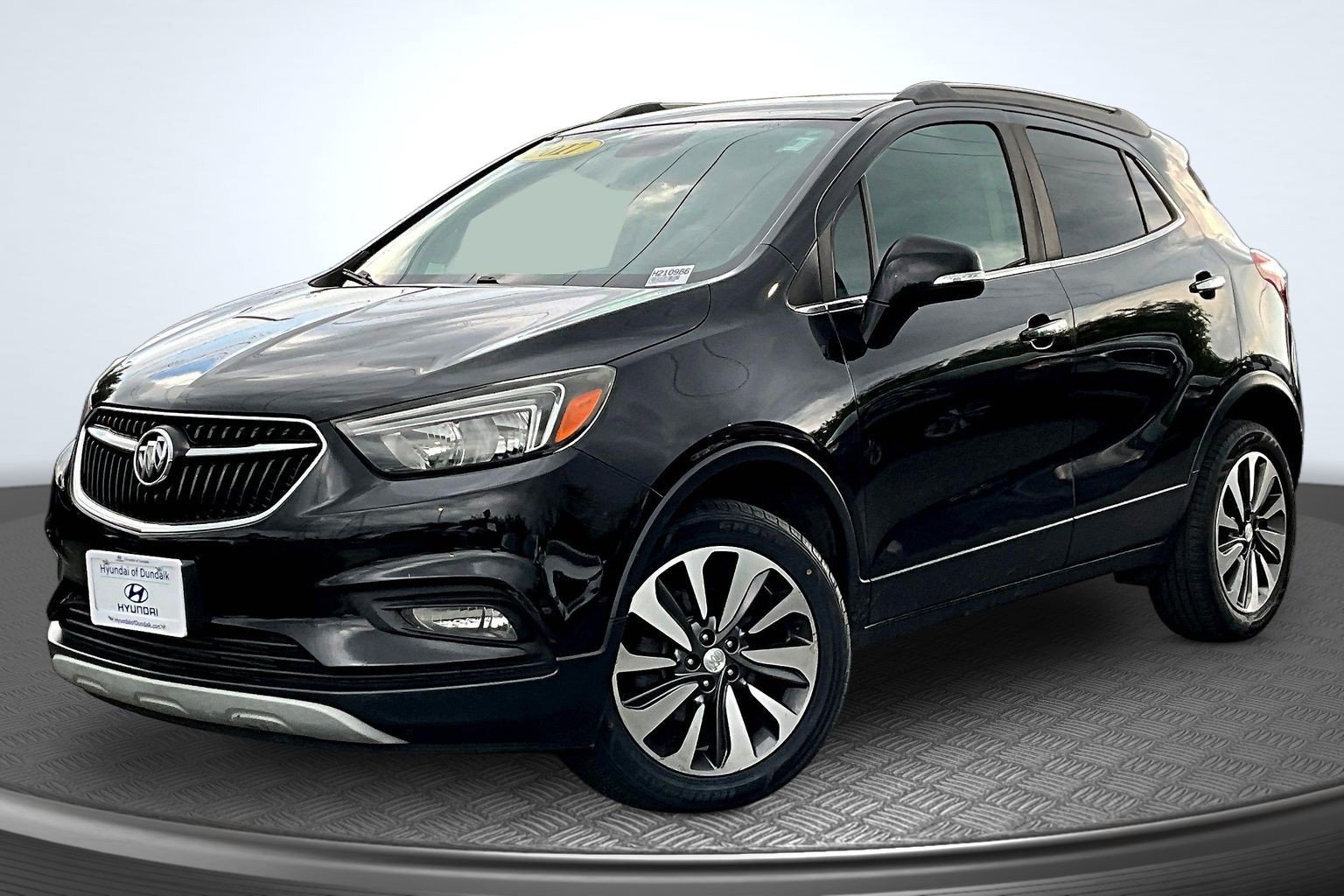 Used 2017 Buick Encore Preferred AWD/4WD image 1