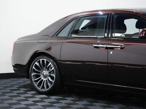 Used 2020 Rolls-Royce Ghost image 15