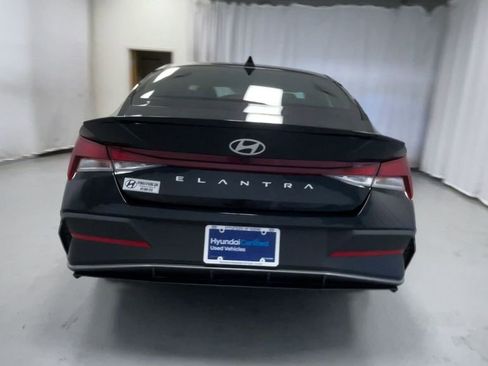 Used 2025 Hyundai Elantra Sport image 20