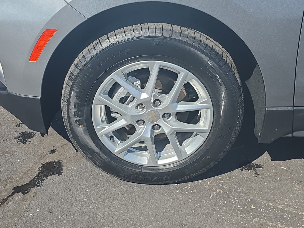 Used 2024 Chevrolet Equinox LT AWD/4WD image 14