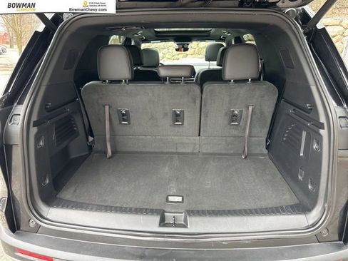 Used 2024 Chevrolet Traverse Z71 w/ Enhanced Driving Package image 31