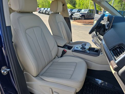 Used 2023 Audi Q5 2.0T Premium Plus w/ Premium Plus Package image 10
