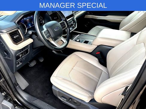 Used 2024 Ford Expedition Limited RWD image 10