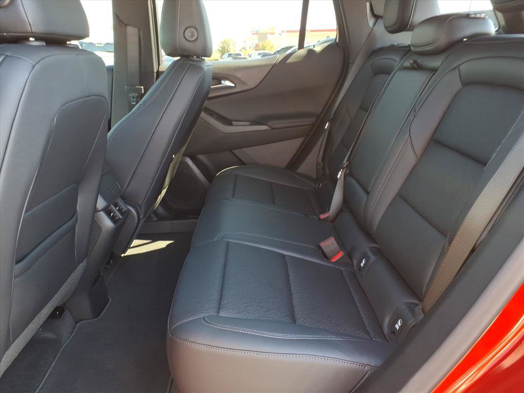 New 2027 Chevrolet Equinox LT w/ Convenience Package II FWD image 14