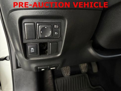 Used 2013 Nissan Juke NISMO image 22