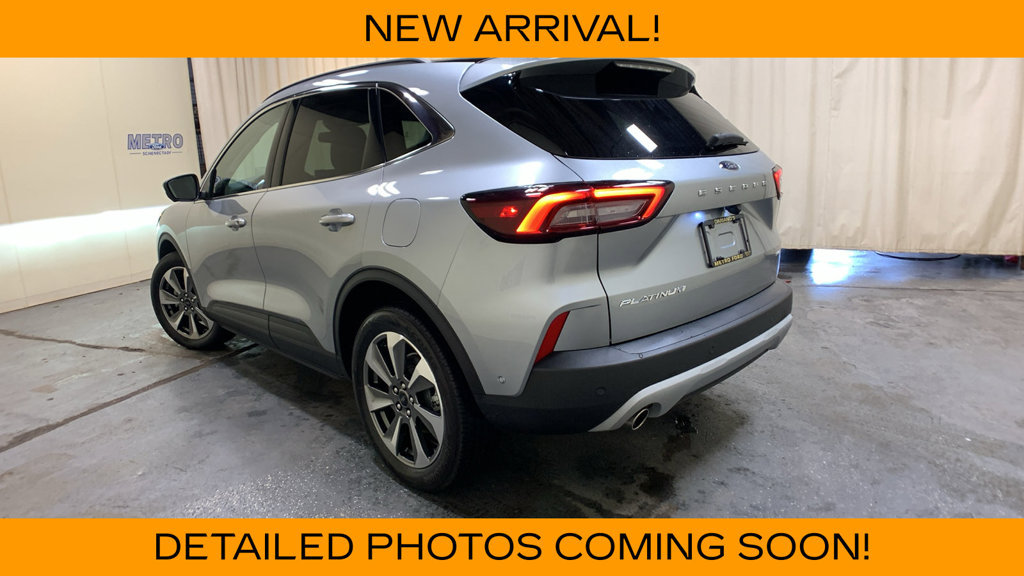 Certified 2023 Ford Escape Platinum w/ Premium Technology Package AWD/4WD image 5