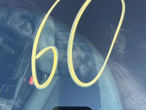 Used 2020 Ford Fusion SE FWD image 30