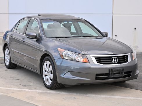 Used 2009 Honda Accord EX image 8