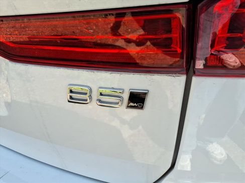 Used 2025 Volvo XC60 B5 Plus image 10