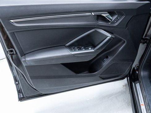 Used 2023 Audi Q3 2.0T Premium w/ Black Optic Sport Package image 21