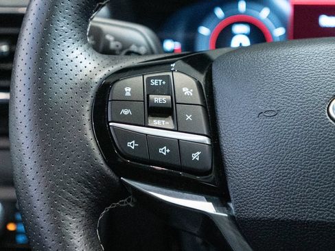 Used 2022 Ford Explorer ST w/ Equipment Group 401A AWD/4WD image 19
