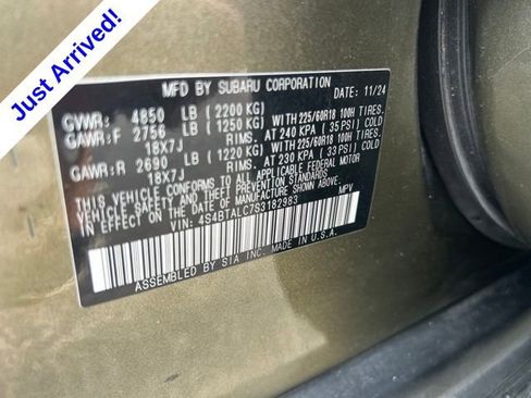 Used 2025 Subaru Outback Onyx Edition AWD/4WD image 35