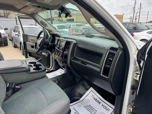 Used 2017 RAM 1500 Tradesman w/ Power & Remote Entry Group image 30