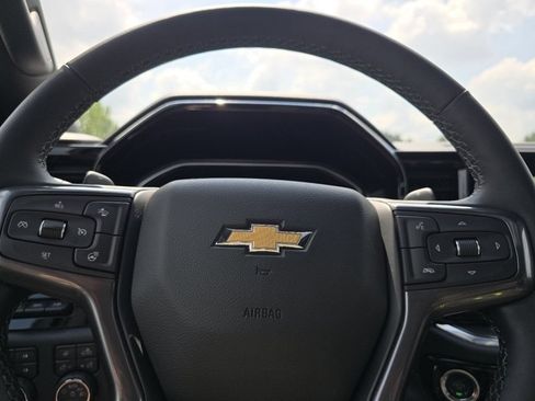 Used 2026 Chevrolet Silverado 1500 High Country w/ Technology Package AWD/4WD image 35