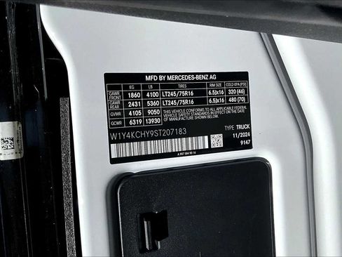 New 2025 Mercedes-Benz Sprinter 2500 image 21