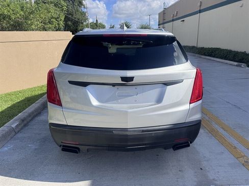 Used 2019 Cadillac XT5 Premium Luxury FWD image 6
