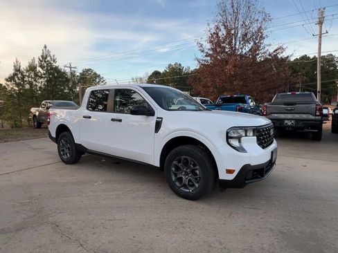 New 2026 Ford Maverick XLT w/ XLT Luxury Package image 8