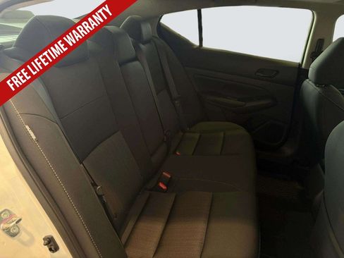 Used 2024 Nissan Altima 2.5 SV w/ SV Premium Package FWD image 33