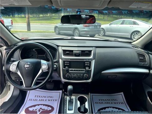 Used 2017 Nissan Altima 2.5 S w/ Power Driver Seat Package image 5