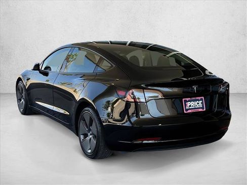 Used 2023 Tesla Model 3 Standard Range RWD image 3