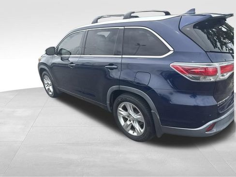 Used 2015 Toyota Highlander Limited AWD/4WD image 18