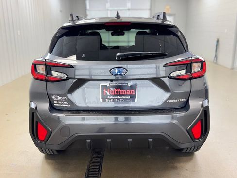 Used 2024 Subaru Crosstrek 2.0i Premium AWD/4WD image 4