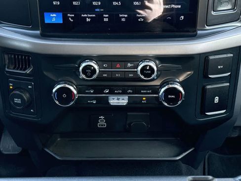 Used 2025 Ford F150 XLT w/ Equipment Group 301A Standard AWD/4WD image 17