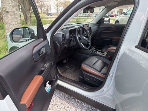 Used 2021 Ford Bronco Sport Outer Banks AWD/4WD image 3