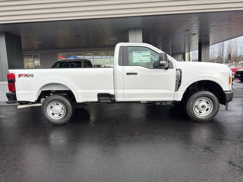 New 2026 Ford F250 XL w/ 360-Degree Camera Package image 3