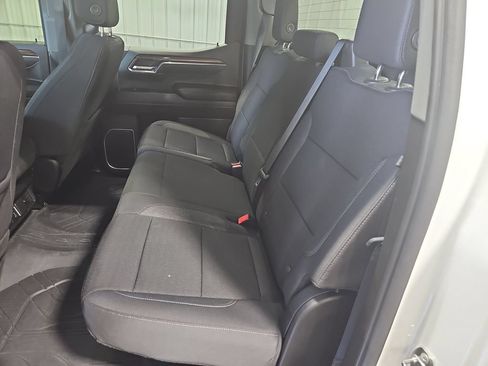 Used 2024 Chevrolet Silverado 1500 LT AWD/4WD image 13