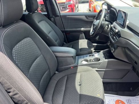 Used 2026 Ford Escape Active w/ Cold Weather Package AWD/4WD image 8