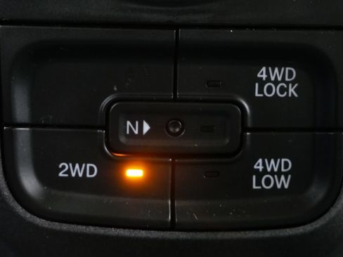 Used 2019 RAM 1500 Tradesman w/ Tradesman SXT Package AWD/4WD image 21