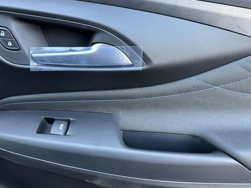 New 2026 Buick Envista Sport Touring w/ Convenience I Package FWD image 19