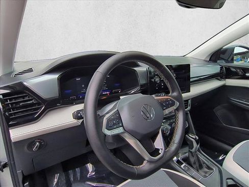 Used 2025 Volkswagen Taos S FWD image 10