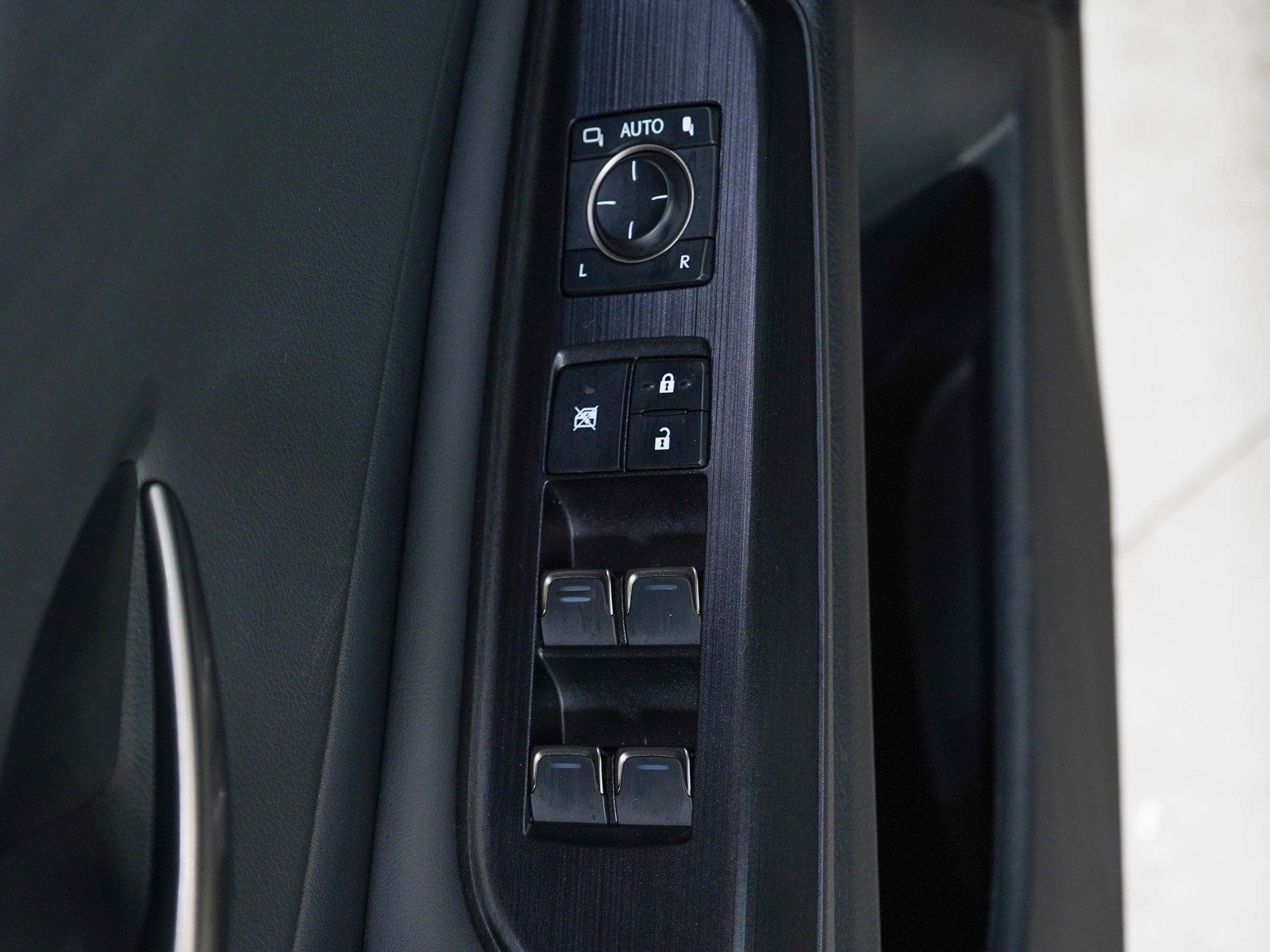 Used 2021 Lexus ES 350 FWD image 19