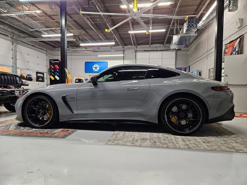 Used 2025 Mercedes-Benz AMG GT 63 image 3