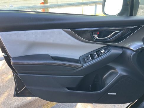 Used 2019 Subaru Crosstrek 2.0i Limited w/ Moonroof Package w/Navigation AWD/4WD image 27