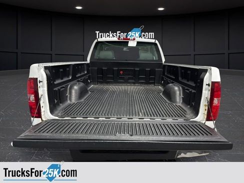 Used 2010 Chevrolet Silverado 2500 W/T image 24
