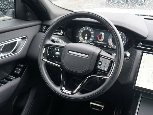 Used 2025 Land Rover Range Rover Velar Dynamic SE image 23